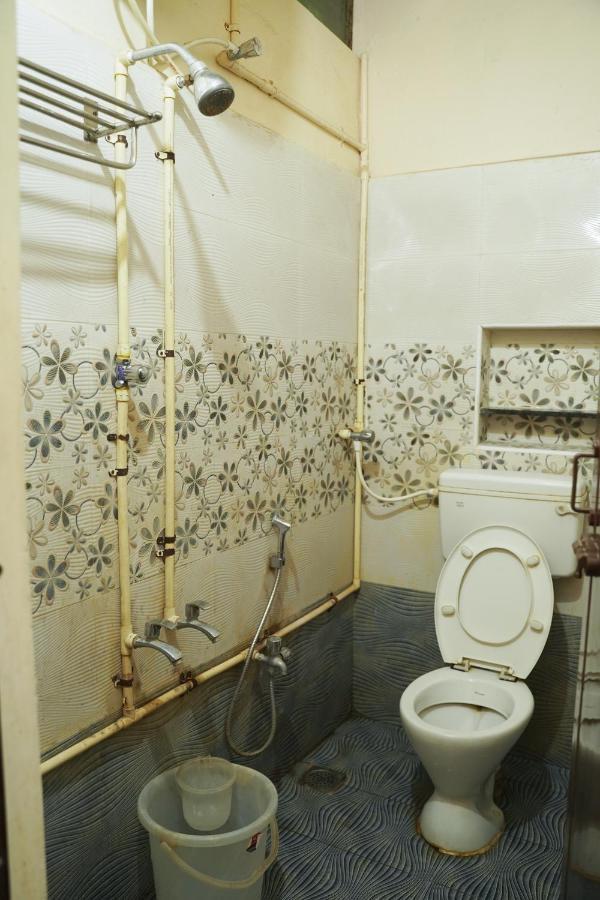 Sowmya Lodge Tiruchirappalli Экстерьер фото